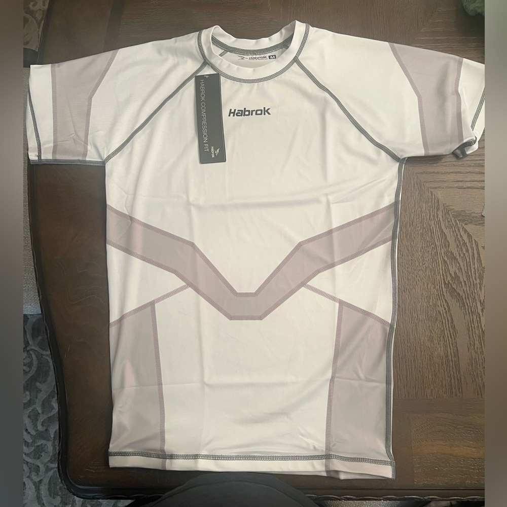 Habrok Compression Fit Short Sleeve Rash Guard with Cool Pearl Technology Medium